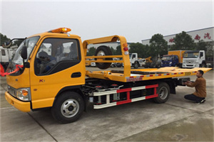 宜都哪里有拖车服务